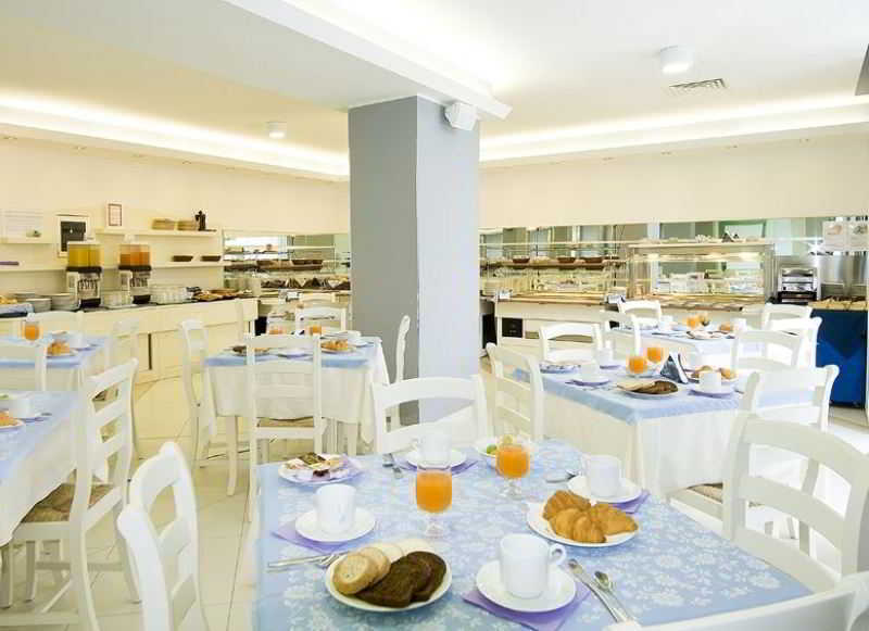 Hotel Bolivar Лидо ди Йезоло Екстериор снимка