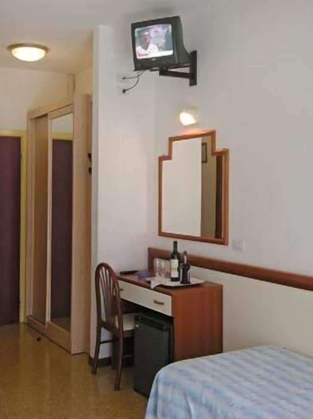 Hotel Bolivar Лидо ди Йезоло Екстериор снимка