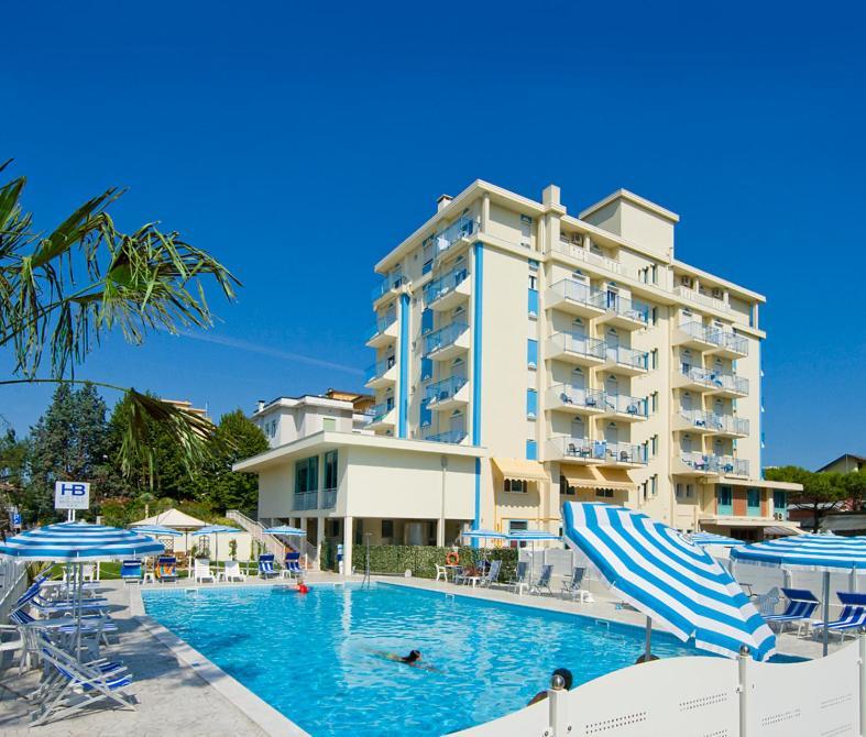 Hotel Bolivar Лидо ди Йезоло Екстериор снимка