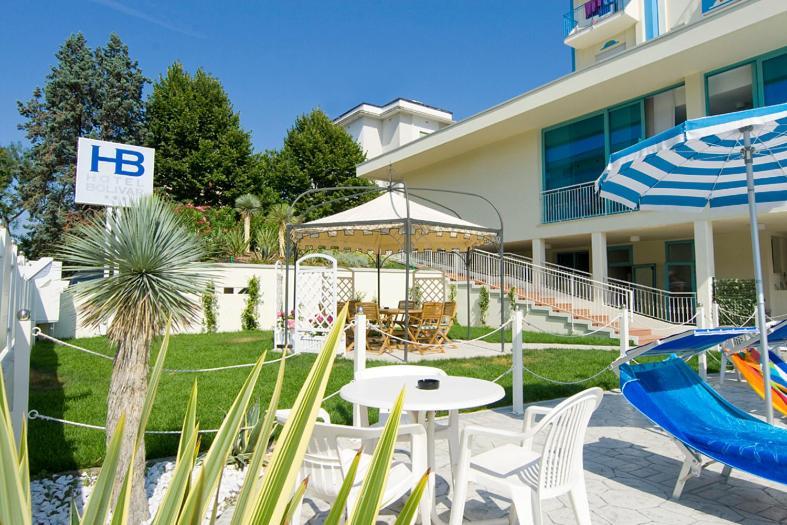 Hotel Bolivar Лидо ди Йезоло Екстериор снимка