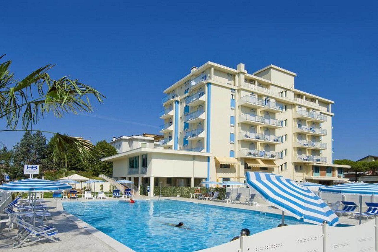 Hotel Bolivar Лидо ди Йезоло Екстериор снимка