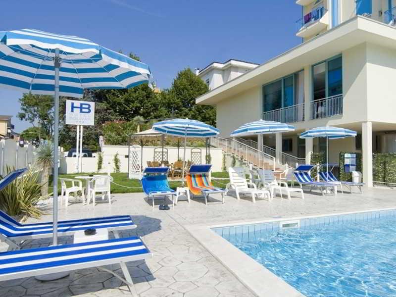 Hotel Bolivar Лидо ди Йезоло Екстериор снимка